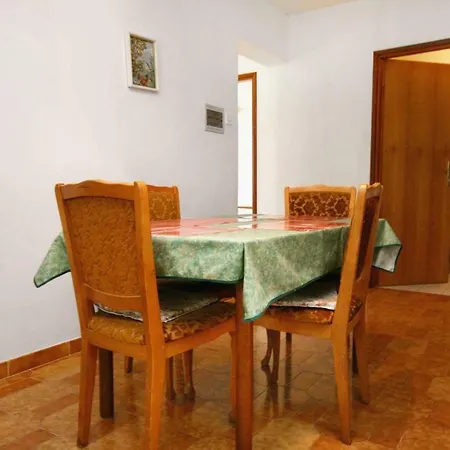 With A Parking Space Baska, Krk - 5411 Apartamento
